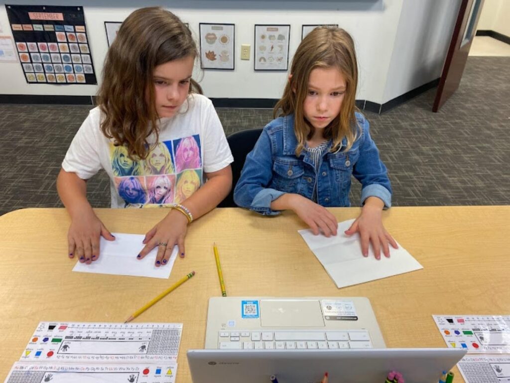 Learning with Laptop, Acton Academy Pittsburgh is a 21st Century, best Modern school, best Non-traditional School, best Middle school, best private school, best Elementary School, and best Kinder school in Wexford Pennsylvania.