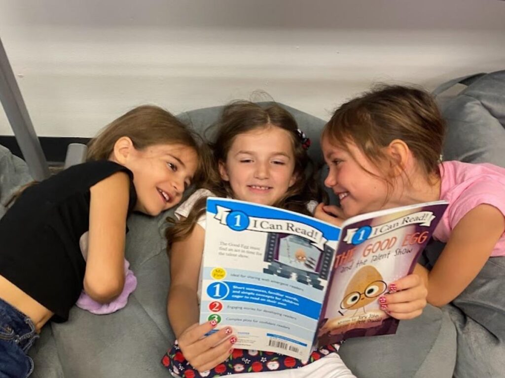 Group Reading, Acton Academy Pittsburgh is a 21st Century, best Modern school, best Non-traditional School, best Middle school, best private school, best Elementary School, and best Kinder school in Wexford Pennsylvania.